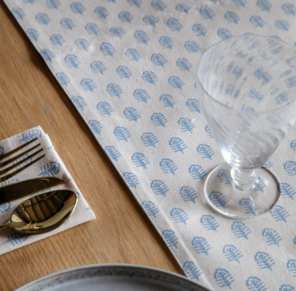 Fleur Stamp Table Runner Blue